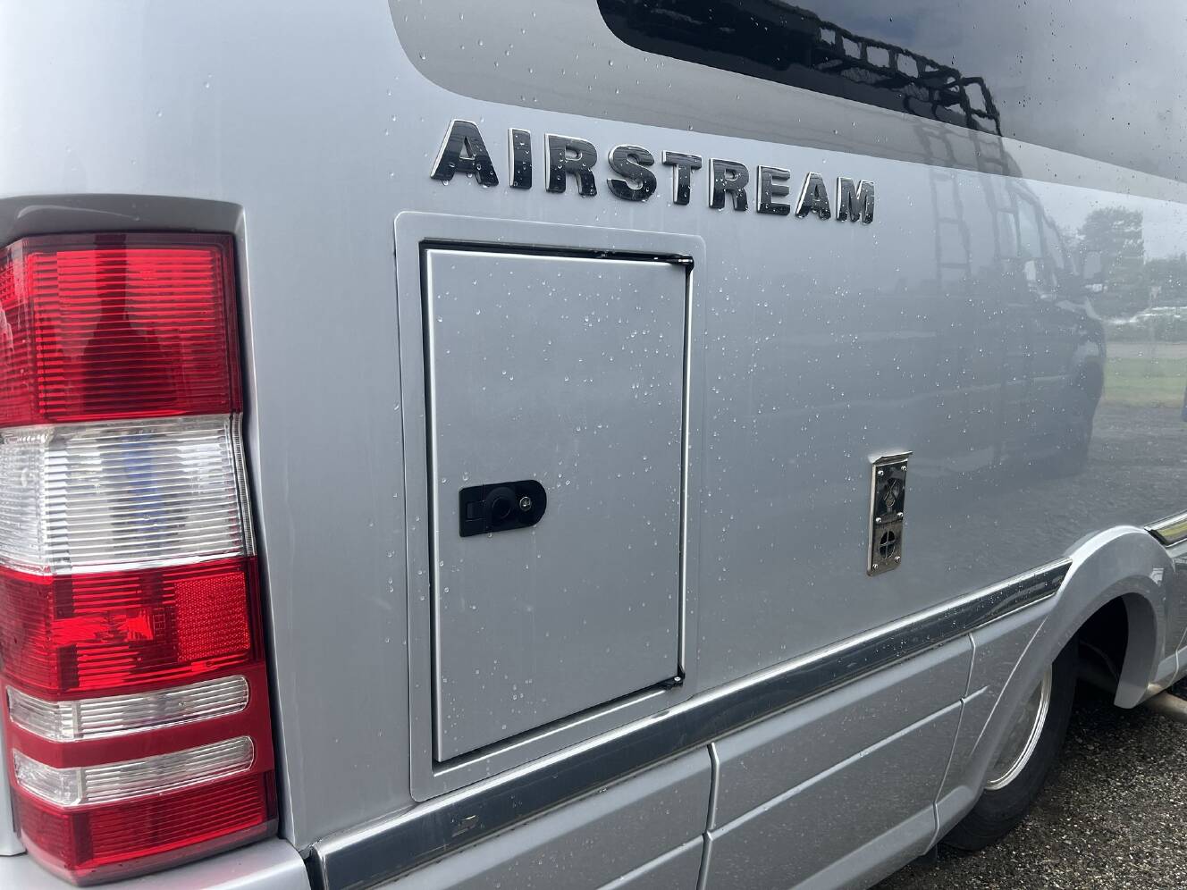 A photo of this 2022 Airstream Atlas 25MS
