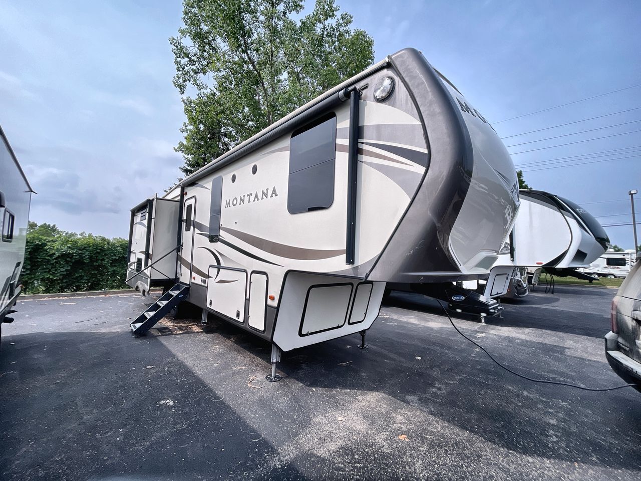 View more photos of this listing