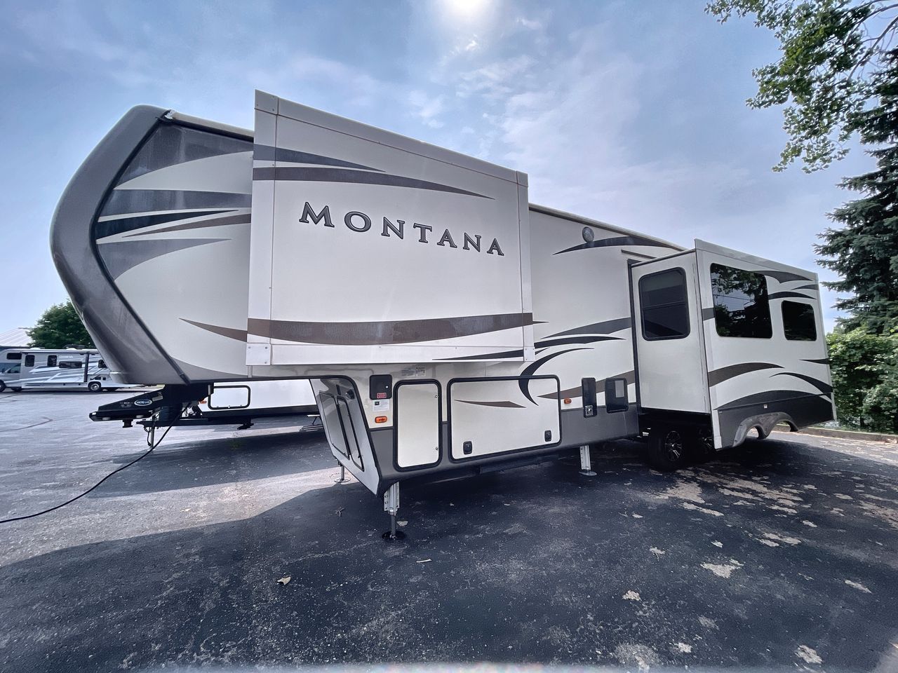 View more photos of this listing
