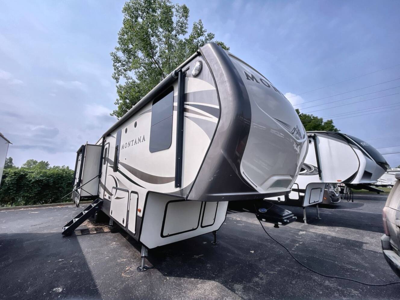 A photo of this 2018 Keystone Montana High Country 3160RL