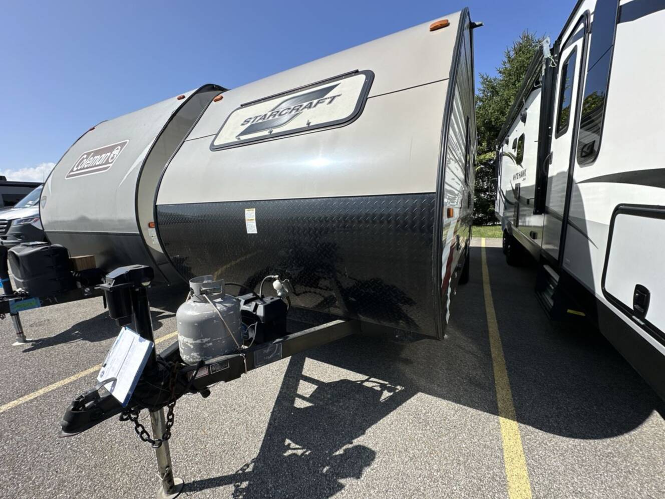 A photo of this 2016 Starcraft AR-ONE 18QB