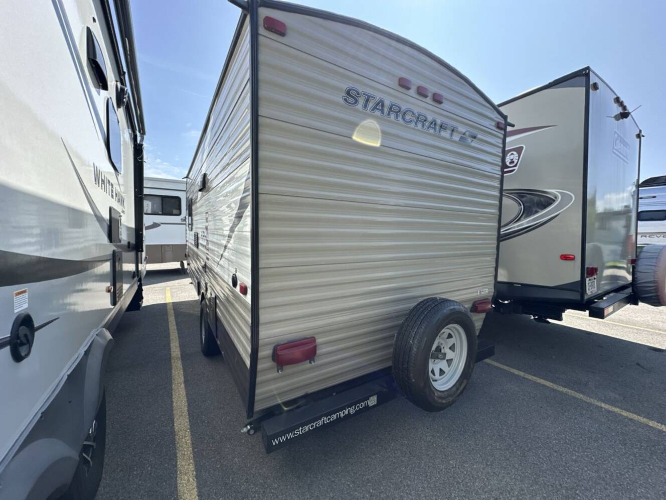 A photo of this 2016 Starcraft AR-ONE 18QB