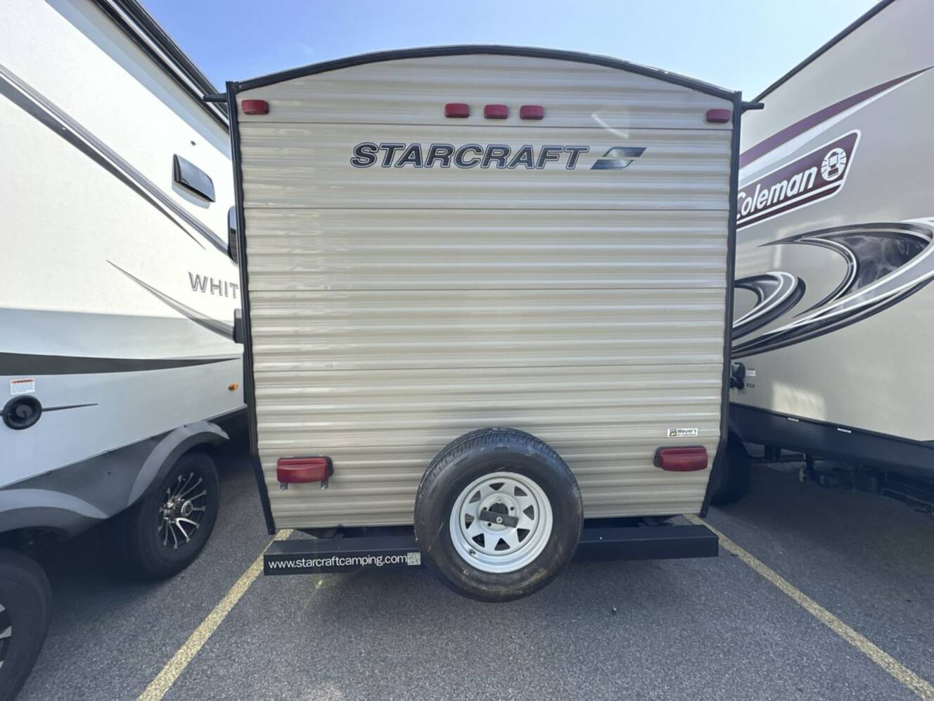 A photo of this 2016 Starcraft AR-ONE 18QB