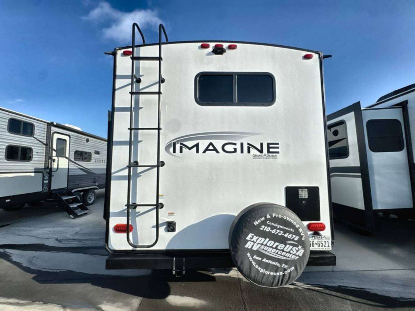 A photo of this 2023 Grand Design Imagine 2600RB