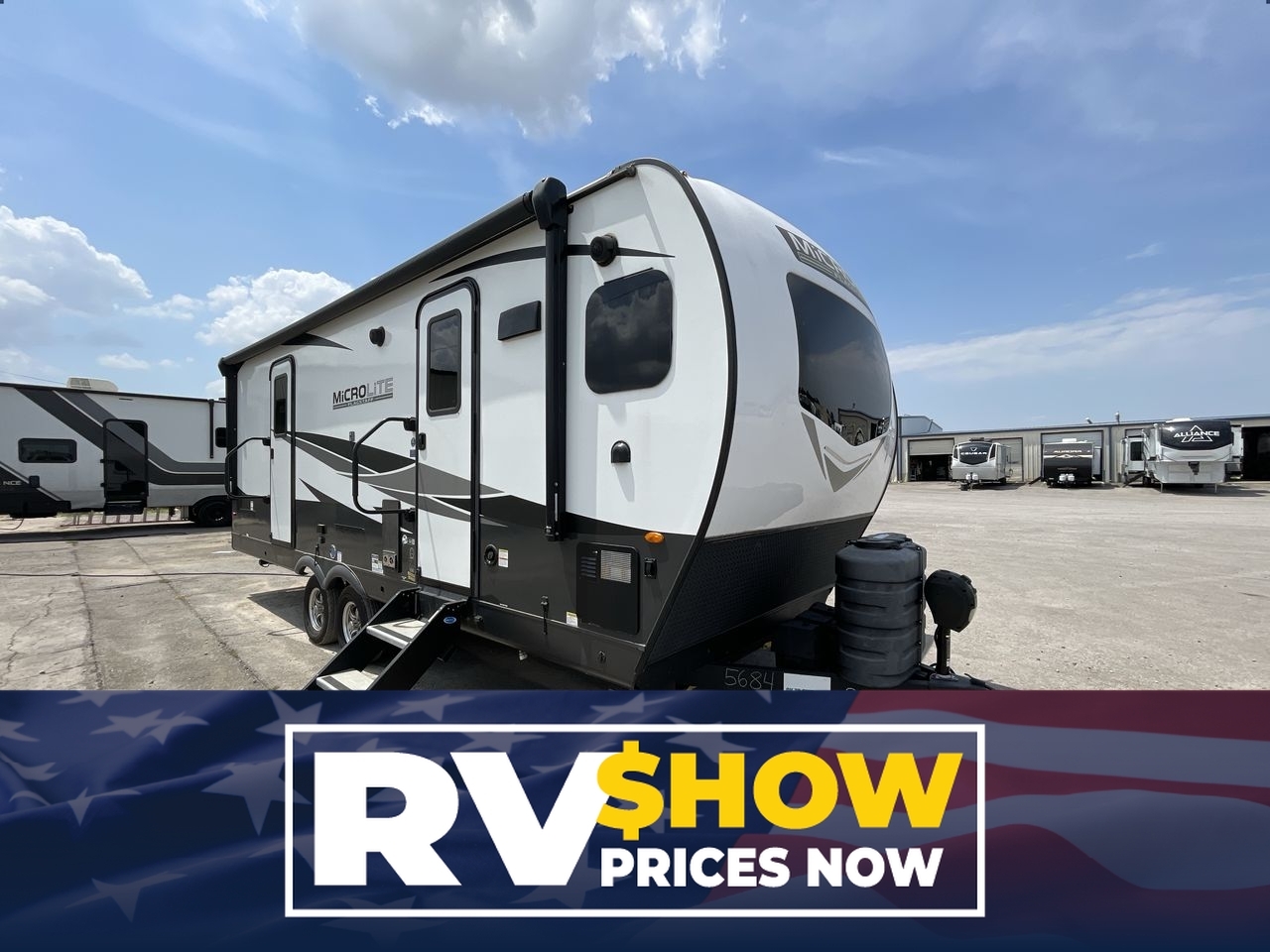 2025 Forest River Flagstaff Micro Lite 25FKBS in norman OK