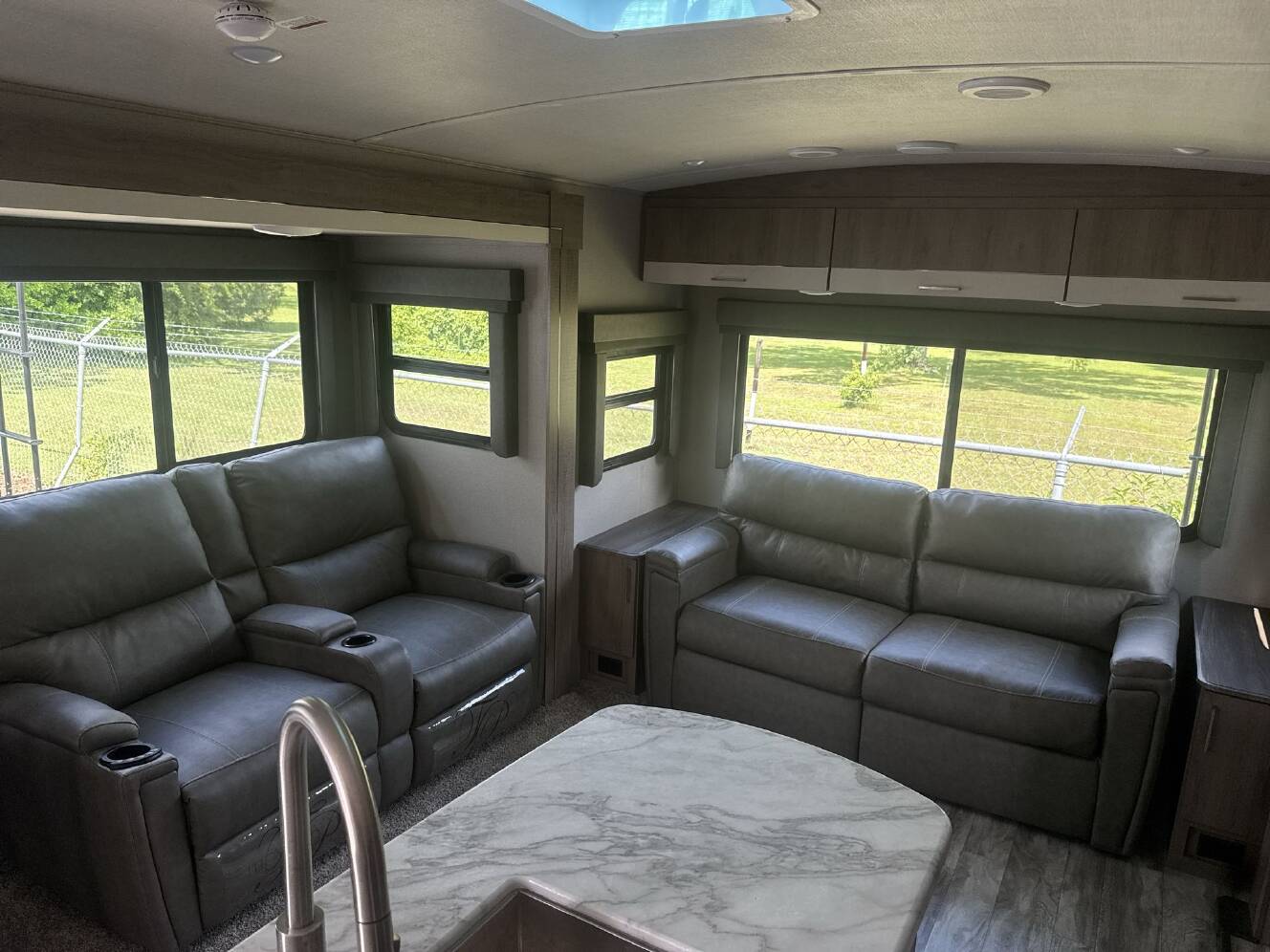 A photo of this 2022 Grand Design Imagine 2970RL