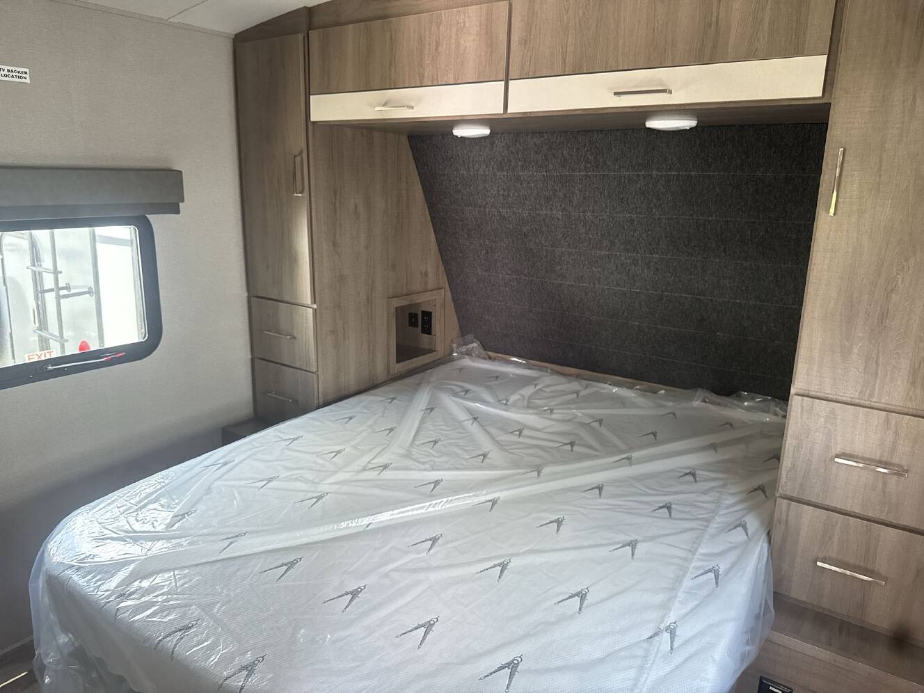 A photo of this 2022 Grand Design Imagine 2970RL