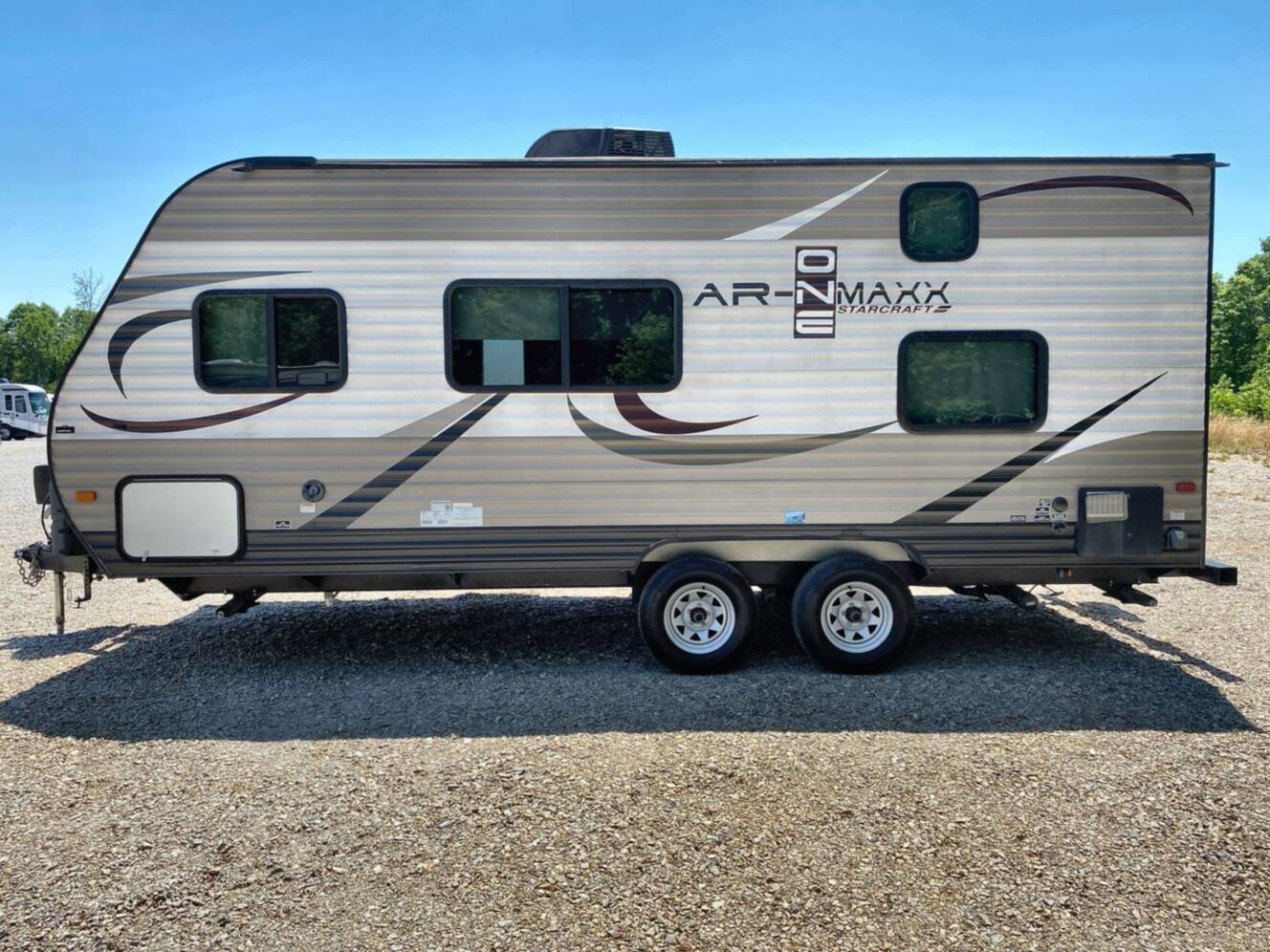 A photo of this 2017 Starcraft AR-ONE MAXX 20BHLE