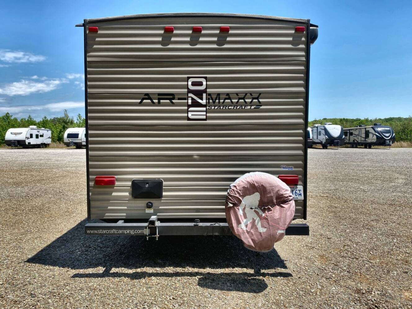 A photo of this 2017 Starcraft AR-ONE MAXX 20BHLE
