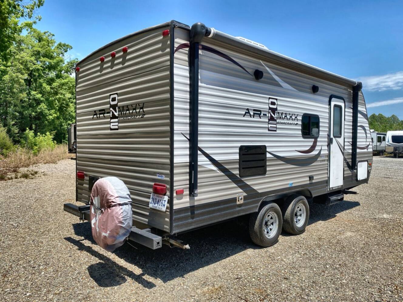 A photo of this 2017 Starcraft AR-ONE MAXX 20BHLE