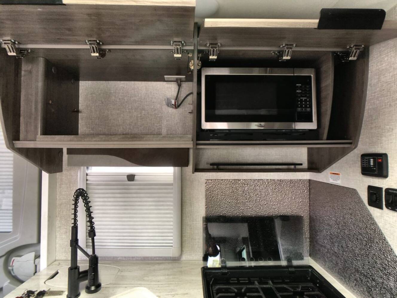 A photo of this 2022 Lance Lance Travel Trailer 2465