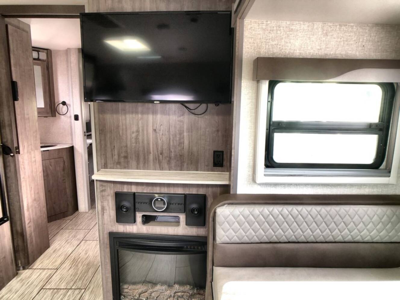 A photo of this 2022 Lance Lance Travel Trailer 2465