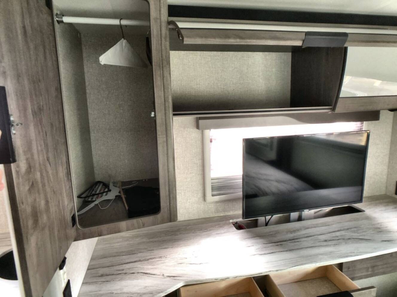 A photo of this 2022 Lance Lance Travel Trailer 2465