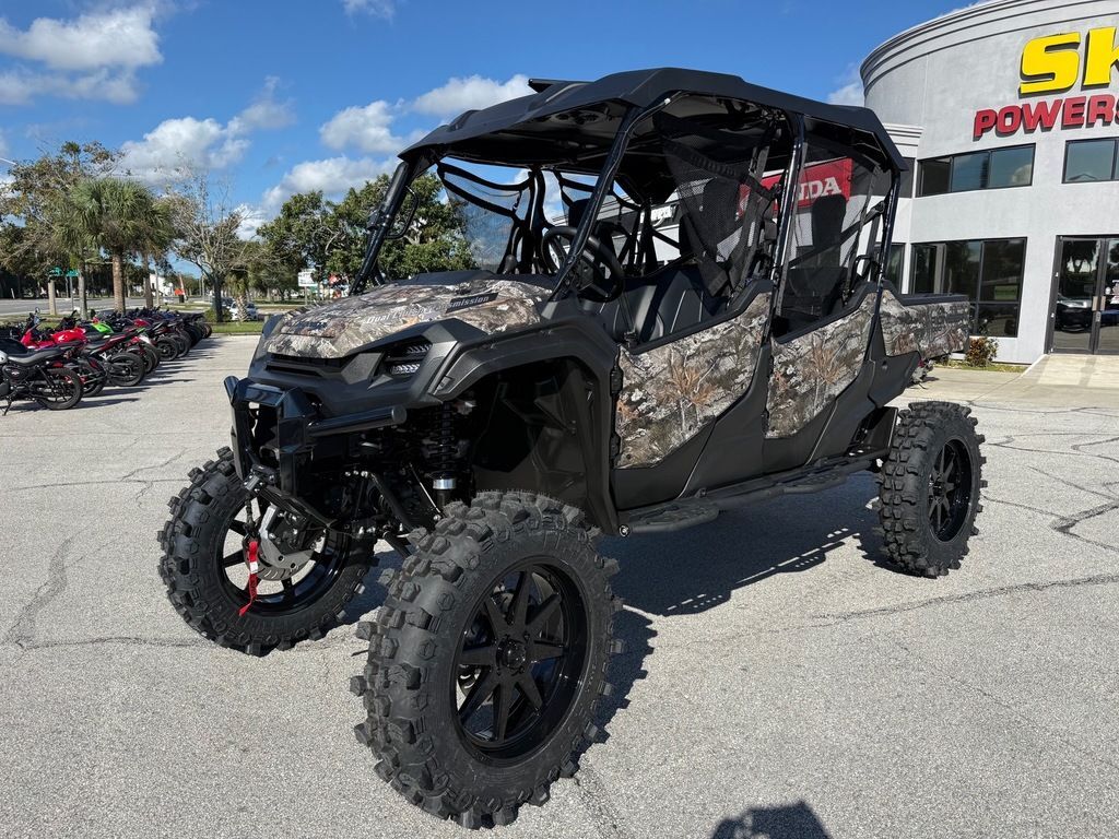 2025 Honda® Pioneer 1000-6 Deluxe Crew TrueTimber Atera Camo in cocoa FL