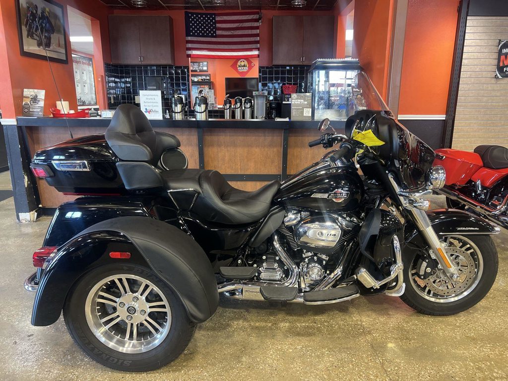 2024 Harley-Davidson Trike Tri Glide Ultra ULTRA CLASSIC in Garland, TX