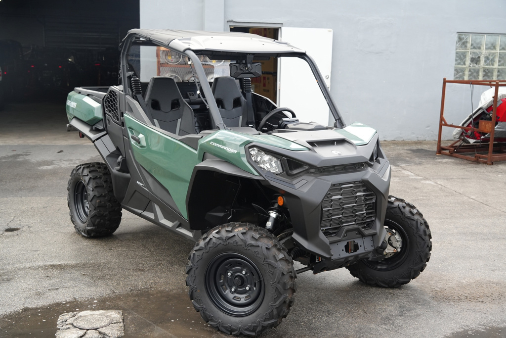 2023 Can-Am SSV COM DPS 700 UTV/Utility ATV