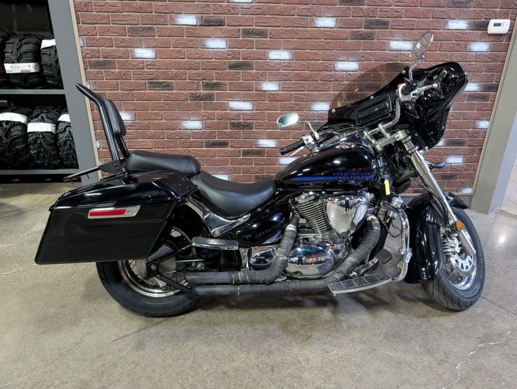 2019 Suzuki Boulevard C50 C50 in Dimondale, MI