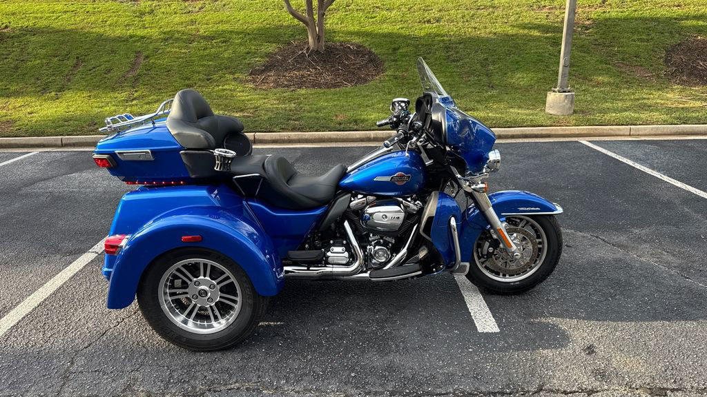 2024 Harley-Davidson Trike FLHTCUTG - Tri Glide Ultra ULTRA CLASSIC® in Augusta, GA
