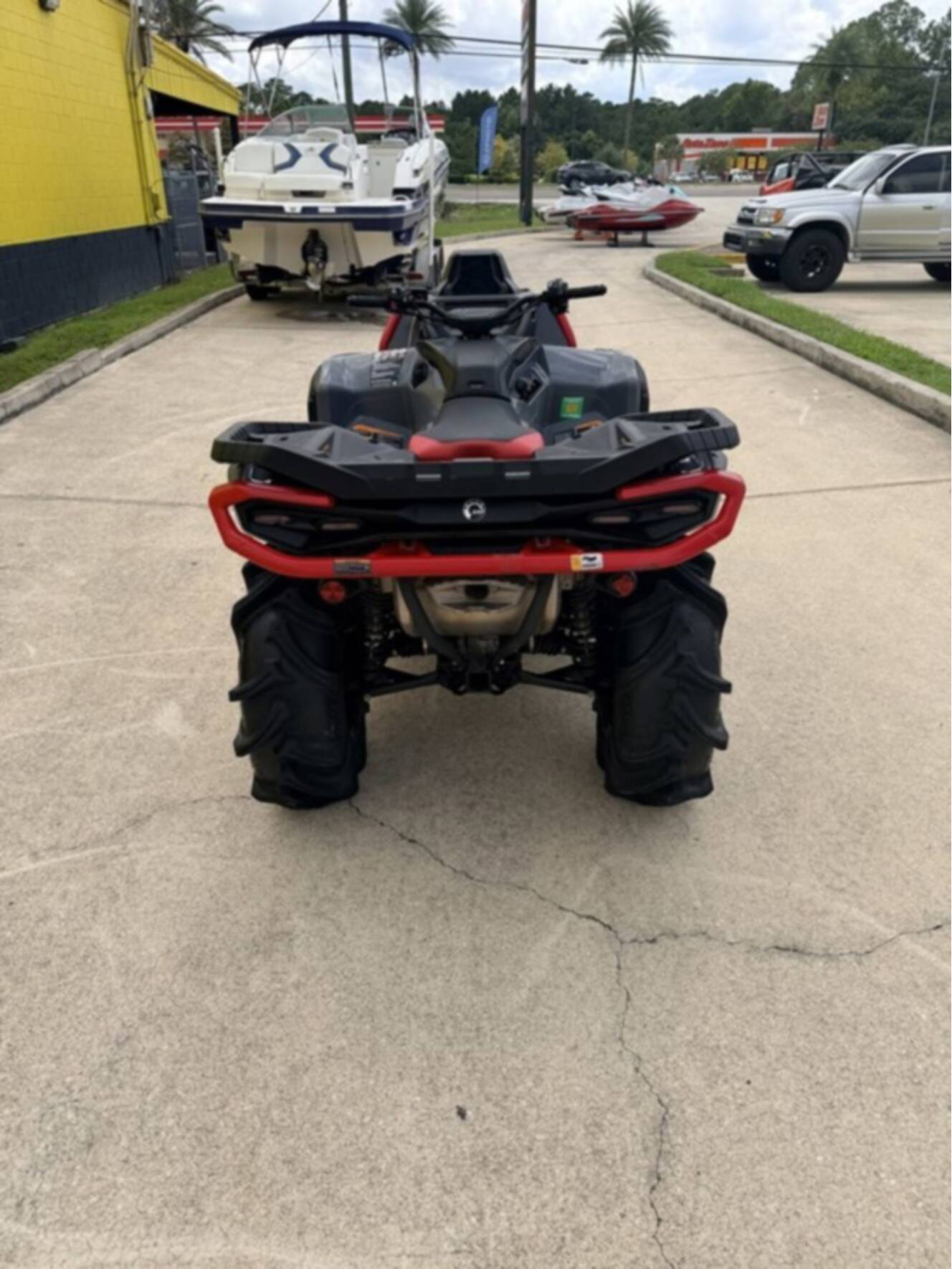 A photo of this 2025 Can-Am Outlander X mr 850