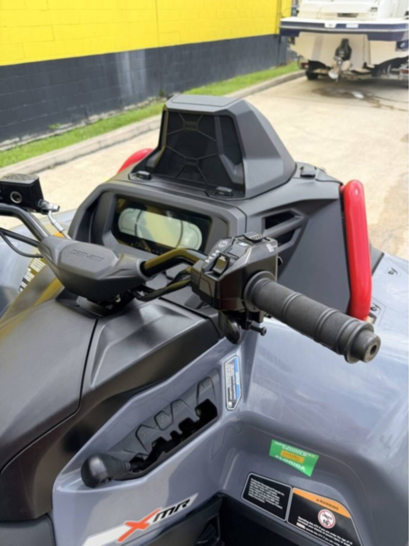 A photo of this 2025 Can-Am Outlander X mr 850