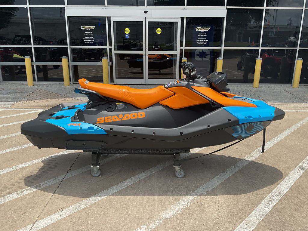 2026 Sea-Doo Spark Trixx for 3 Rotax 900 ACE - 90 iBR and Au FOR 3 - 90 in plano TX