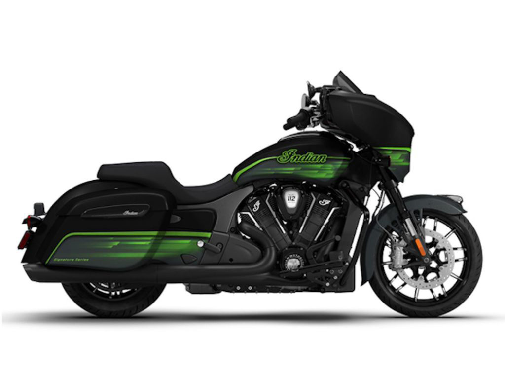 2026 Indian Chieftain Powerplus Dark Horse Signature Series Abyss M DARK HORSE in Las Vegas, NV