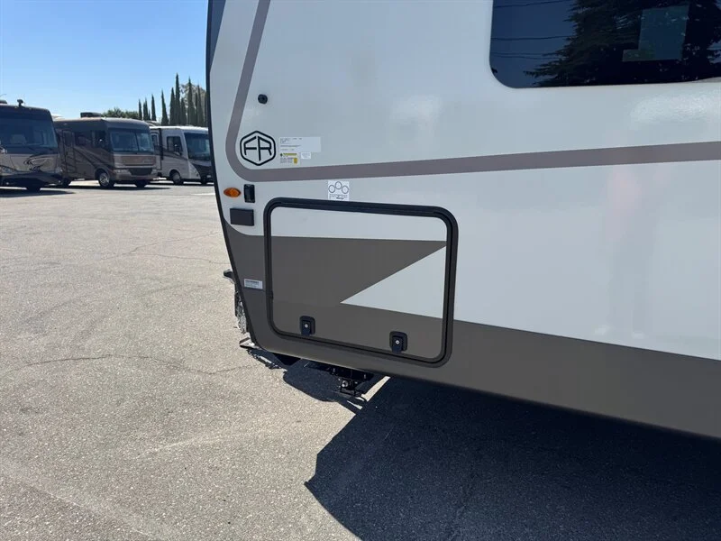 2027 Forest River ULTRALITE 2706BH Rockwood