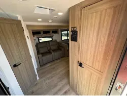 2027 Forest River ULTRALITE 2706BH Rockwood