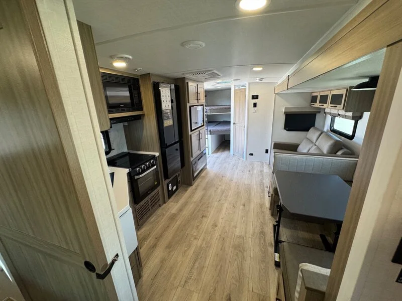 2027 Forest River ULTRALITE 2706BH Rockwood
