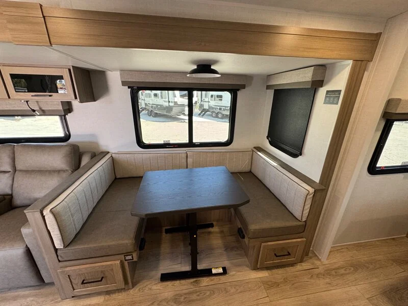2027 Forest River ULTRALITE 2706BH Rockwood