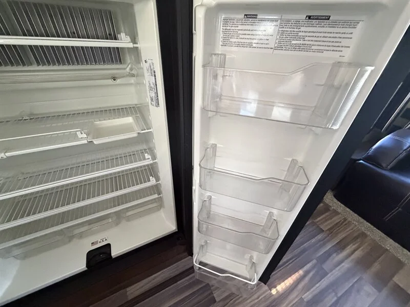 2018 Keystone MONTANA HIGH COUNTRY 305RL