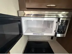 2018 Keystone MONTANA HIGH COUNTRY 305RL