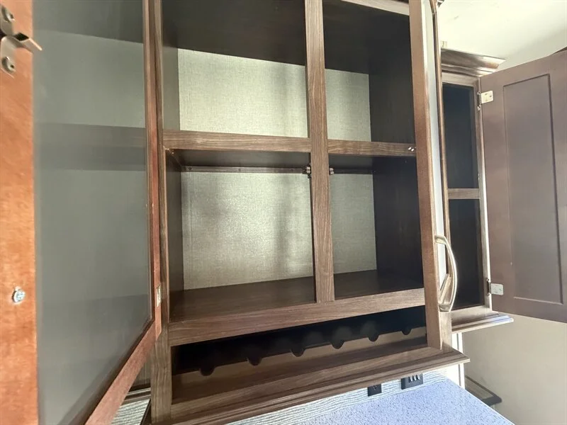2018 Keystone MONTANA HIGH COUNTRY 305RL