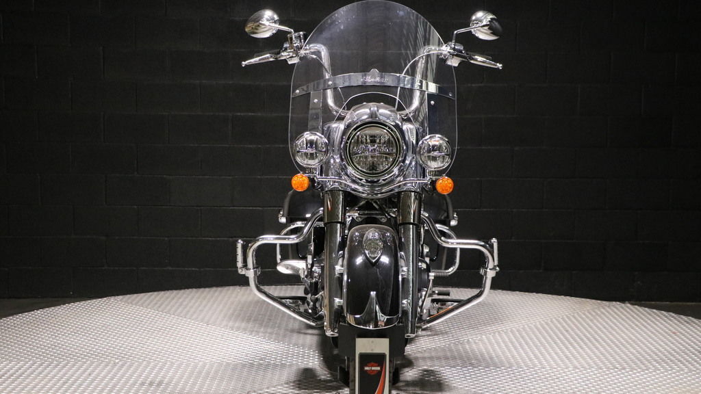 2024 Indian Motorcycle® Springfield® Black Metallic/Titanium Metallic BASE in paris TX