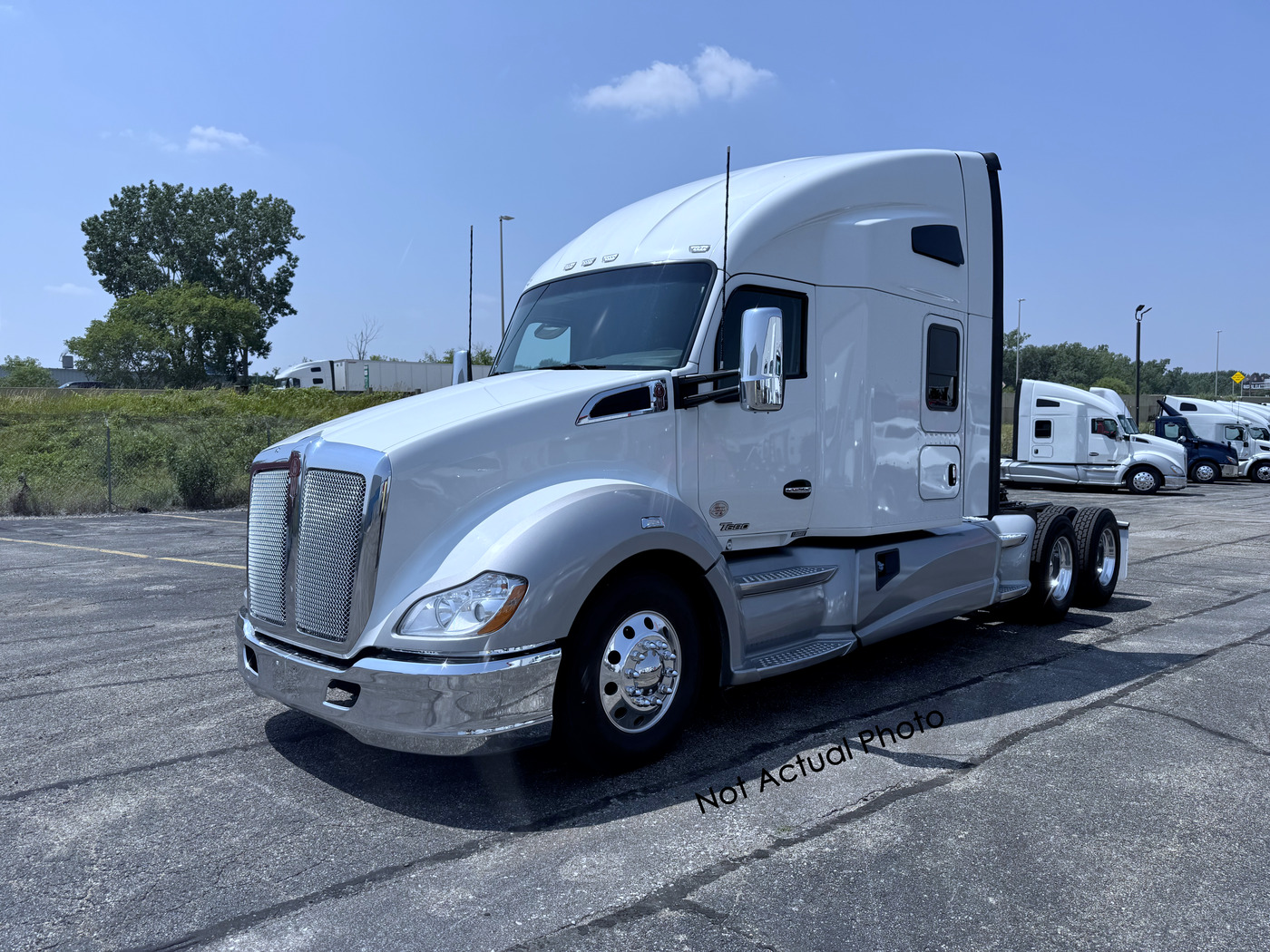 2022 KENWORTH T680 in Grand Rapids, MI