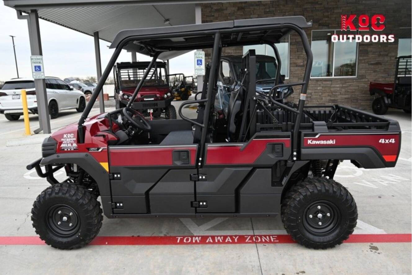 A photo of this 2026 Kawasaki Mule PRO-FXT  820 EPS
