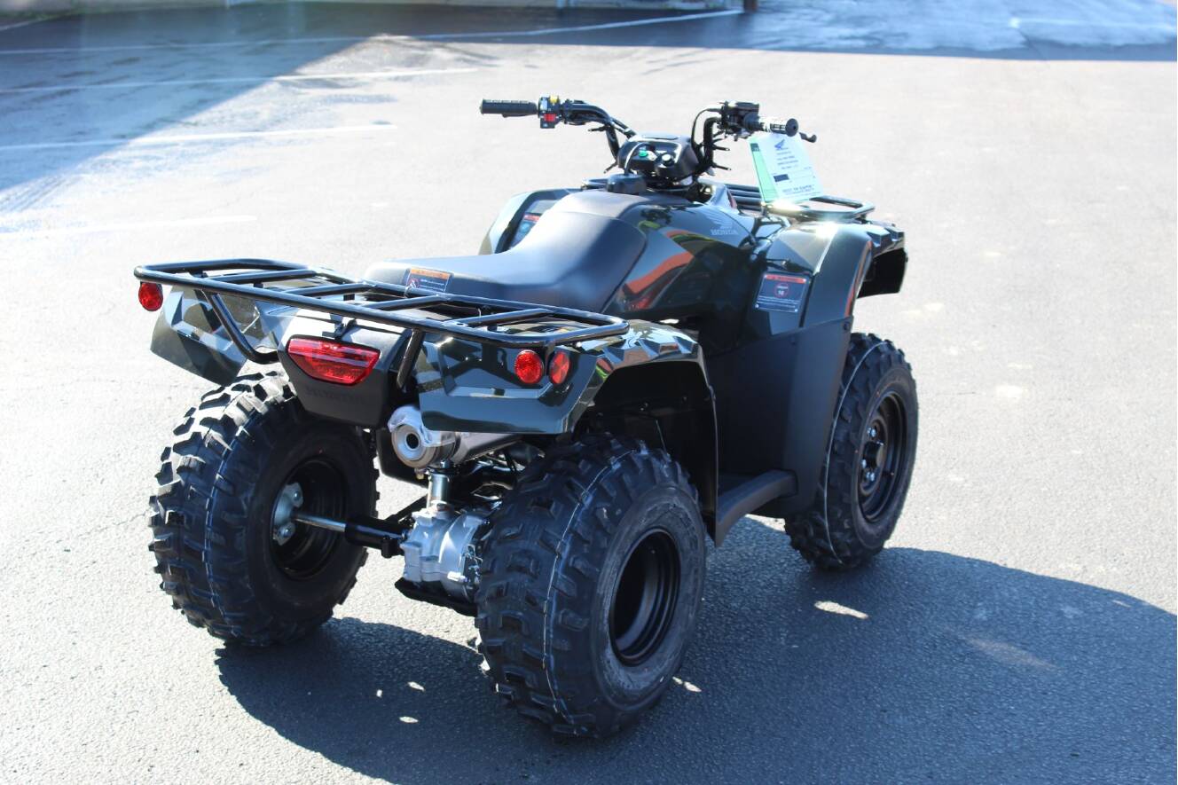 A photo of this 2026 Honda FourTrax Recon ES