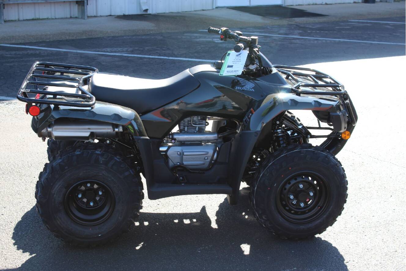A photo of this 2026 Honda FourTrax Recon ES