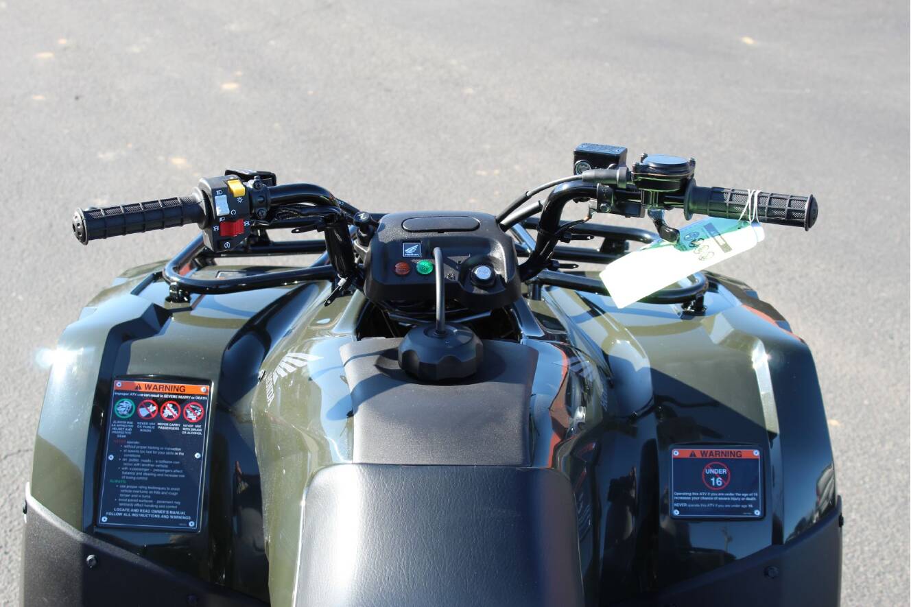 A photo of this 2026 Honda FourTrax Recon ES