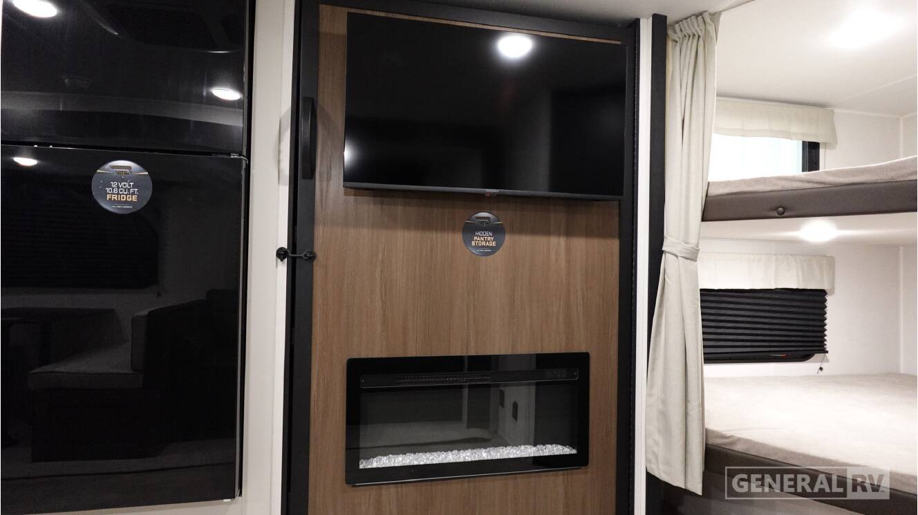 A photo of this 2027 Prime Time Rv AVENGER 26DBS