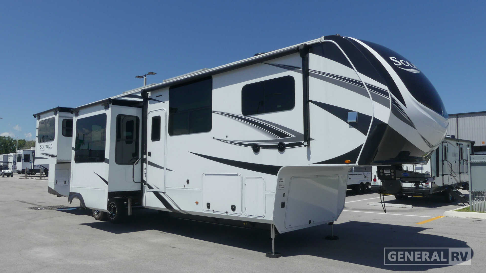2024 Grand Design SOLITUDE 376RD / 376RD-R in fort pierce FL