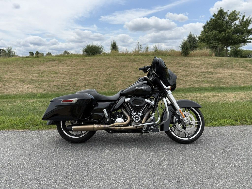2023 Harley-Davidson Street Glide FLHX in Winchester, VA