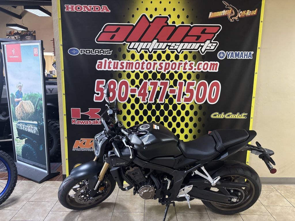 2026 Honda® CB650R E-Clutch BASE in Altus, OK