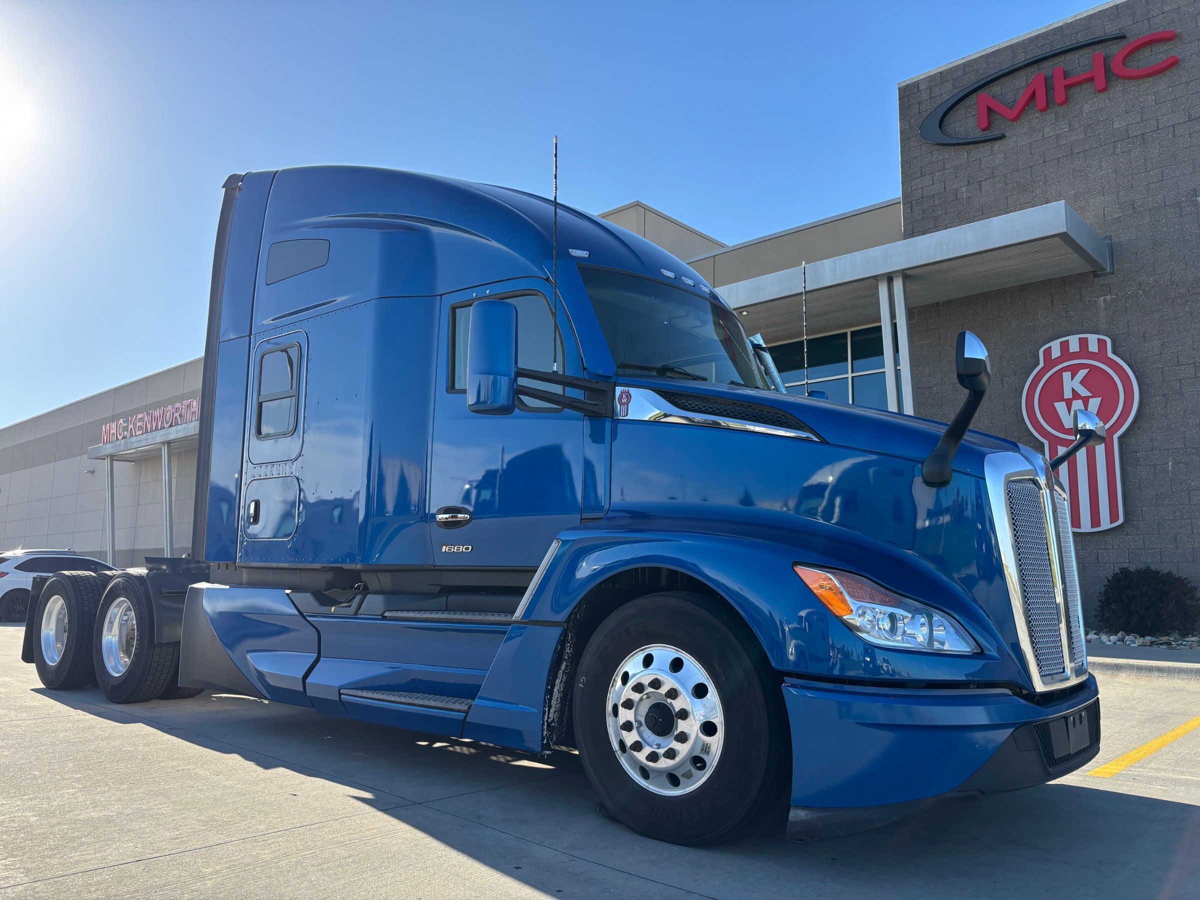 2023 KENWORTH T680 in Omaha, NE