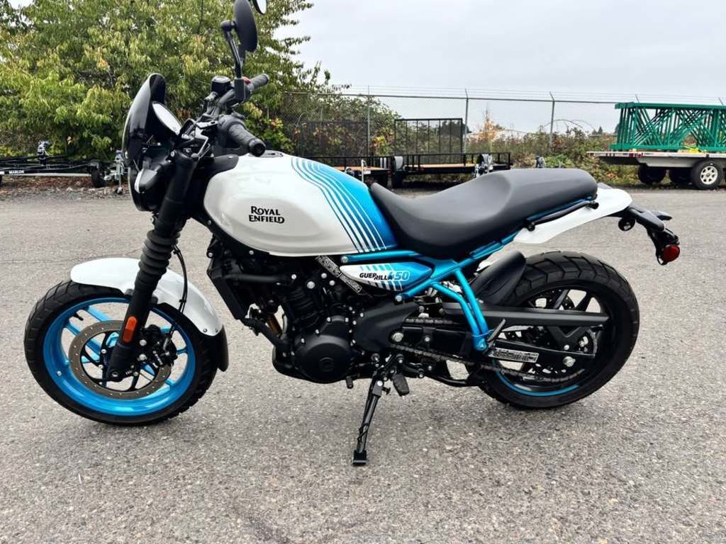 2026 Royal Enfield Guerrilla 450 Brava Blue 450 in Hillsboro, OR