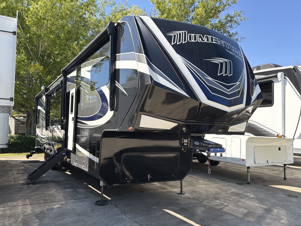 2022 Grand Design Momentum 397TH in jasper GA