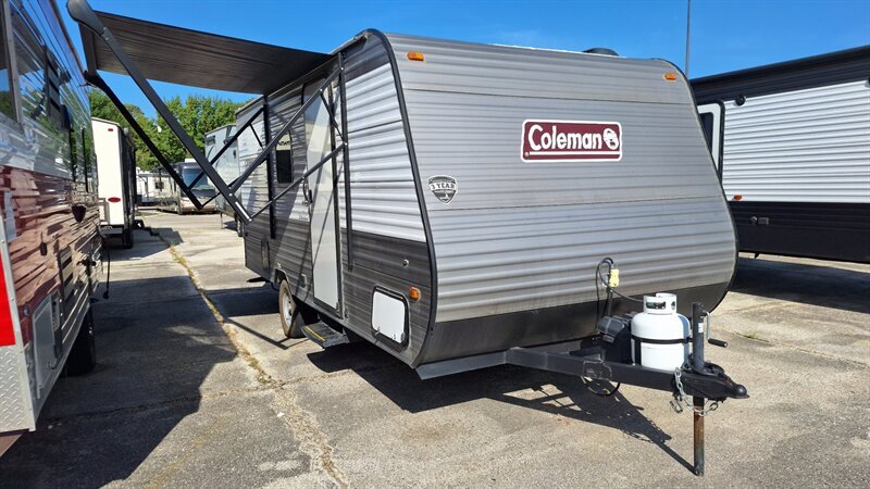 2024 Keystone Coleman 17B in liberty TX