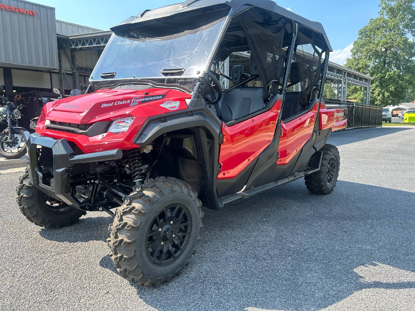 A photo of this 2025 Honda Pioneer 1000-6 Deluxe Crew