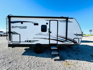 2022 FOREST RIVER SURVEYOR LEGEND 19MBLE