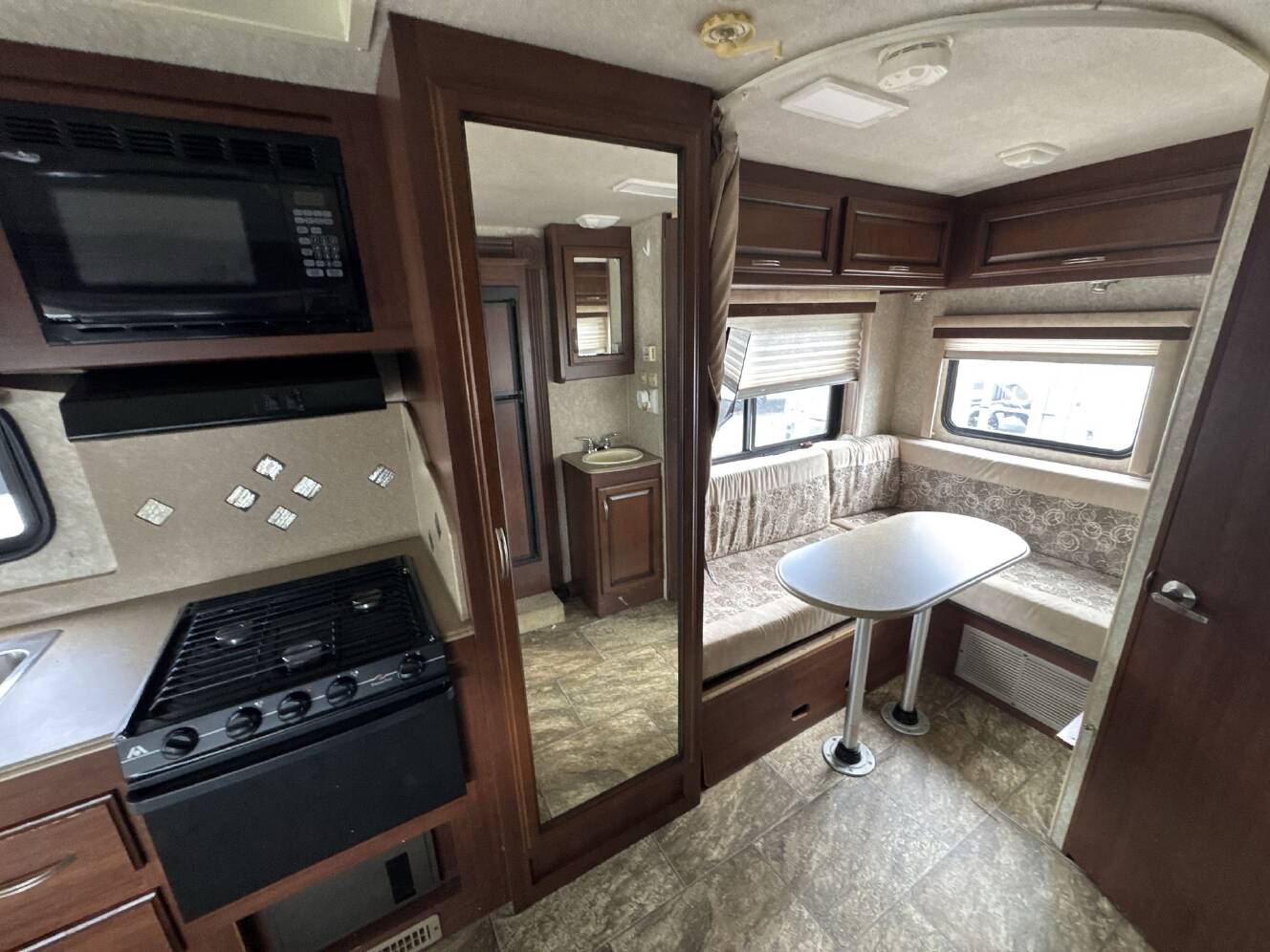 A photo of this 2011 Fleetwood TIOGA 24L